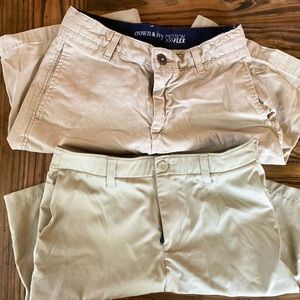 Shorts Bundle Under Armour Boys flat front loose/ Crown And Ivy Cargo size 14